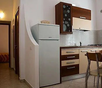 Apartahotel 9 Suites 4*