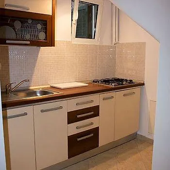 9 Suites Apartahotel 4*