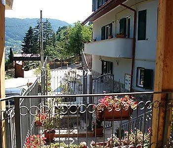 9 Suites Apartahotel Braşov